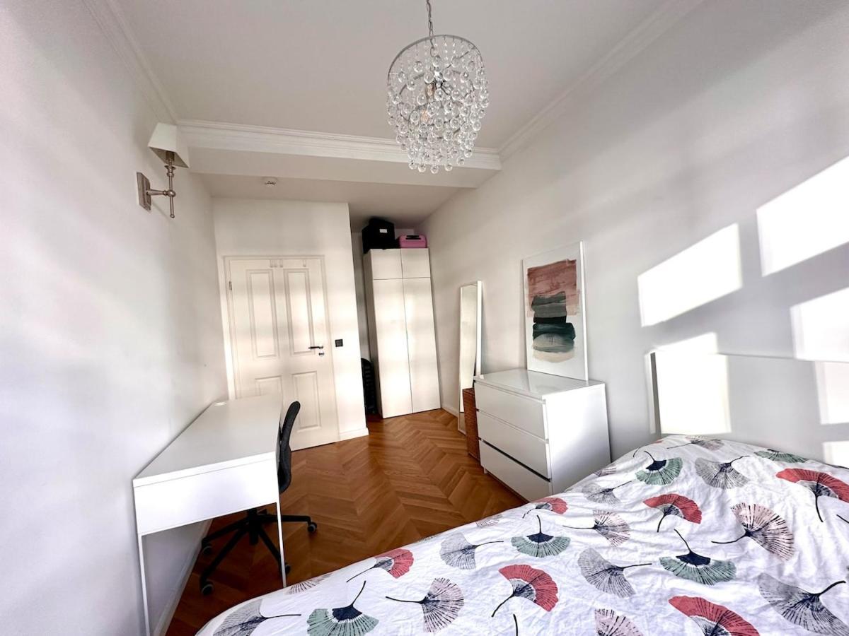 Center Balcony Guest house